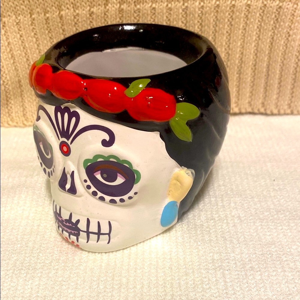 Day of the Dead sugar skull planter pot. - Picture 7 of 10